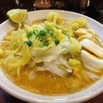 ミョー ミャンマー - オンノカスオエ（ココナッツラーメン）