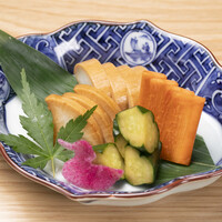 季節野菜の溜まり醤油漬け
