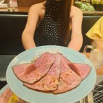 焼肉 静龍苑 - ローストビーフ