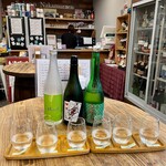 酒の中村園 - ２人同じ酒を ３杯のみくらべ