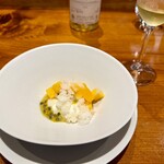 馳走西健一 - 焼津産のマンゴー、パッションフルーツ、白ワインシャーベット、フロマージュブラン