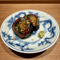 肉屋 田中 - 松坂牛の昆布締めと青森のヒラメの巻き物
