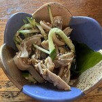 がんばれニッポン馬肉道場 馬喰ろう - サービスの馬もつ酢