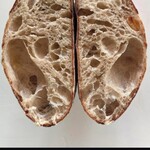 MITAKI PAIN - 写真撮ってなかったんだけど、インスタにあったので転載です。このパンをトーストしてサンドイッチ、最高に美味かったです