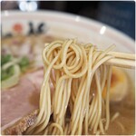 麺や hide - パッツンな麺