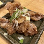 新宿 六 - 豚せんべい