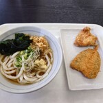 高橋製麺所 - 2025年8月　ひえひえ+とり天+アジフライ　528+154+154円