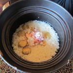 僧伽小野 一秀庵 - 食事の「蟹と焼き栗の炊き込みご飯」