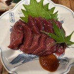 酒菜 天味 - 桜刺し　この辛味噌がサイコー