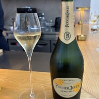 Point - Champagne Perrier-Jouët Grand Brut