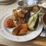 buffet garden veggie+ - ナスの煮浸し、ポテト最高でした。