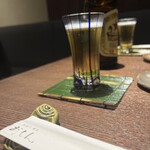 明神下 蕎麦 おしん - まずは赤星で乾杯