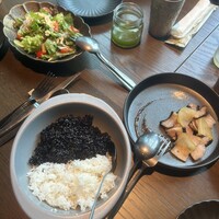 SAAWAAN BISTRO - 