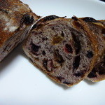 Boulangerie　Sugiyama - レーズンとクランベリーのパン