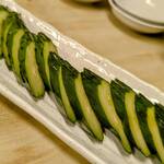 市民酒蔵諸星 - きゅうりの1本漬け￥270