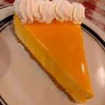 Byrd's Pizza & Ribs - マンゴーレアチーズケーキ