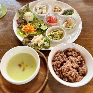 ローフードカフェ胡桃家_0