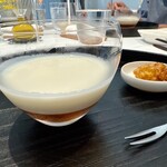 ル　ピニョン - じゃがいもの冷製スープ