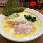 らーめん まる助 - 鶏白湯らーめん（こってり）７００円也