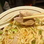 中華そば しながわ - チャーシューも美味しい、特に脂の部分が良いです