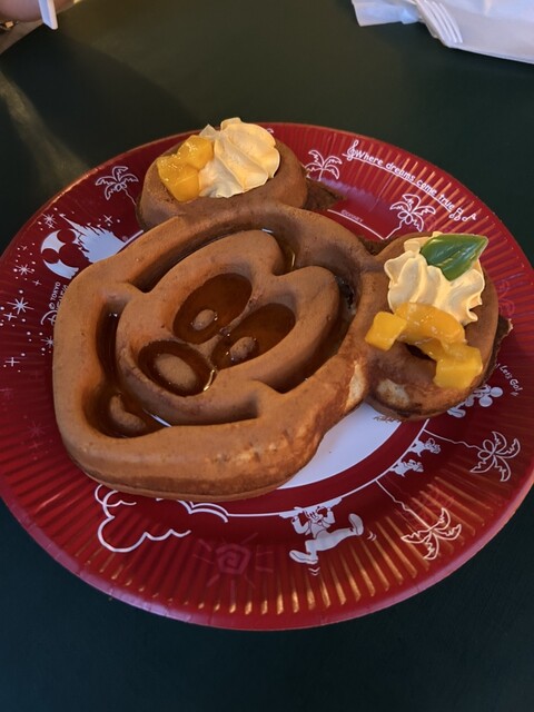Great American Waffle Company - Tokyo Disneyland Station
