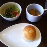 夢厨房 - サラダ・スープ、フランスパン