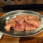 鶴見ホルモンセンター - 