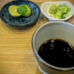 食菜　かま田 - 紫蘇おろしに酢橘トッピング (⁠ ⁠/⁠^⁠ω⁠^⁠)⁠/⁠♪⁠♪辛汁でいただくのは久々。キリッと甘味の少ない辛汁で、とっても美味しいです。