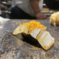 鮨 からす 十三店 - 炙りイカ　からすみ