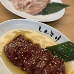 黒毛和牛ホルモン 大衆焼肉しんすけ - 
