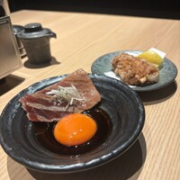焼うおいし川  六本木凛華楼 - すき焼き風焼きうおと魚からあげ。