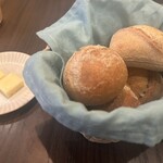 トワマル料理店 - 【パン・スモークのバター】