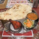 シュリアルナ - タンドリーチキンランチ(1,000円)