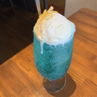 珈琲館 イストワール_0