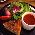 GRANNY SMITH  APPLE PIE & COFFEE  - 