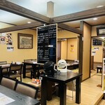 掬び家 - テーブル席