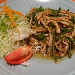 麗華 - ピーマンと豚肉細切り炒め（サラダ付き）
