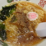 麗華 - ラーメンに胡椒