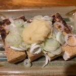 立ち飲み七助 - 厚揚げ250円