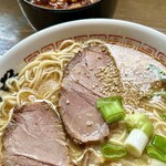 ら～めん山家 - ランチBセット  ミニ豚丼付き