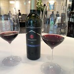 プレスキル - 自社ワイナリーの赤ワイン