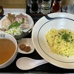 きん華飯店 - きん華 梅塩 つけ麺 （夏期限定 つけ麺のつけダレ 冷たいの）　１２００円　(2025/08)