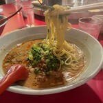 南海飯店 - 担々麺の麺