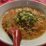 南海飯店 - 担々麺