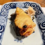 酒肴 新屋敷 - メダイの皮がひっそりMVP