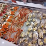 糸満漁業協同組合 お魚センター - 