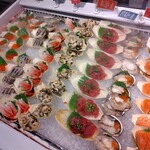 糸満漁業協同組合 お魚センター - 