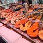 糸満漁業協同組合 お魚センター - 