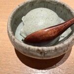 和味 大輔 - ヨモギの特製ジェラート