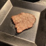 厚切り牛タン 焼肉 一心たん助 - 